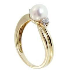 White Pearl and Diamond 14K Gold Ringwhite 