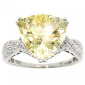 Womens 10KT White Gold Ring w/ Trillion Citrine Stonewomens 