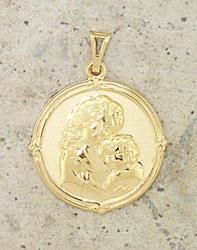 14K Gold Mother Hugging Daughter Love Pendantgold 