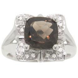 Gorgeous Garnet and Diamond White Gold Ring-10 Karat Precious Metalgorgeous 