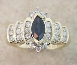 Stunning Ladies Sapphire & Diamond 14K Gold Ringstunning 