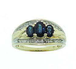 Oval Sapphire and Diamond Gold Ringoval 