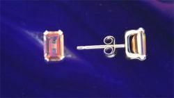 Ladies 1.0CT Twilight Topaz 14K Gold Stud Earringsladies 