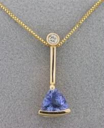 Tanzanite and Diamond Gold Pendant Necklacetanzanite 