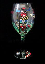 Totem Poles Design - Hand Painted - Grande Wine -16 oz.totem 