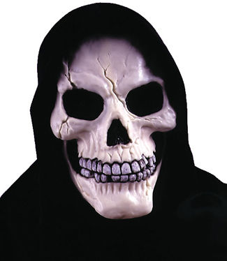 Skull With Shroud Mask