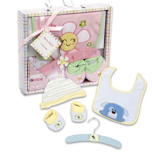 Baby Gift Set 4 Piece With Wooden Hanger Case Pack 24